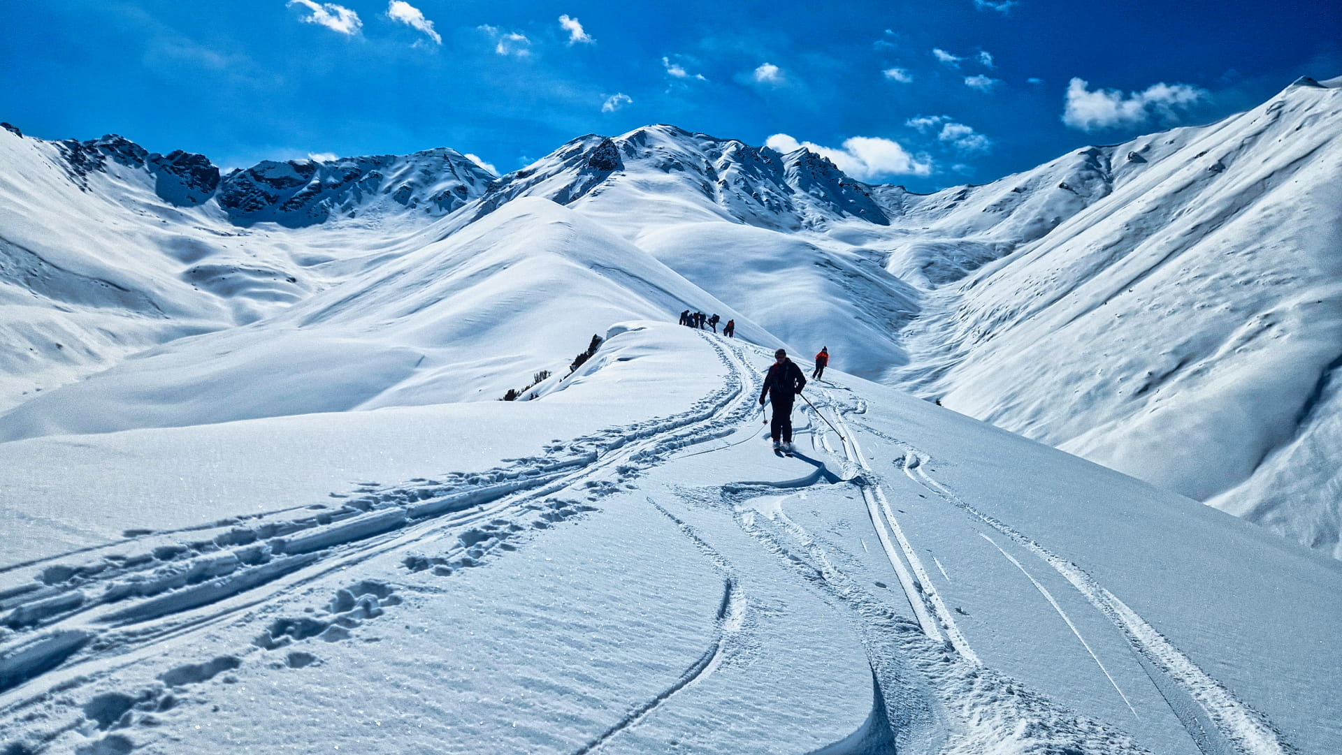Kyrgyzstan ski touring